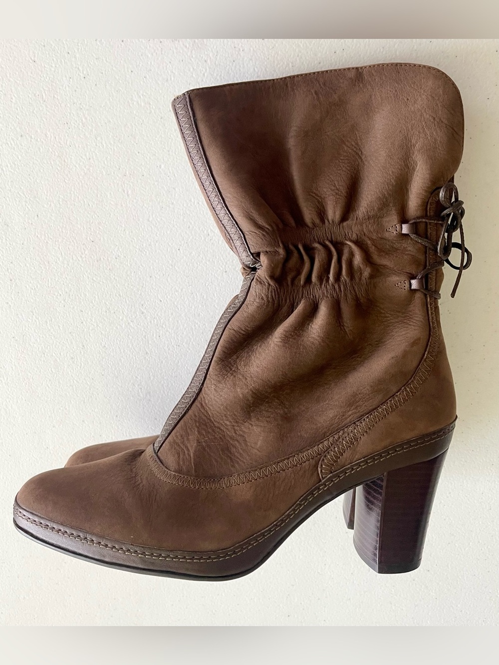 Clarks Artisan Tralee Brown Leather Ruched Corset Tie Boots Size 9M